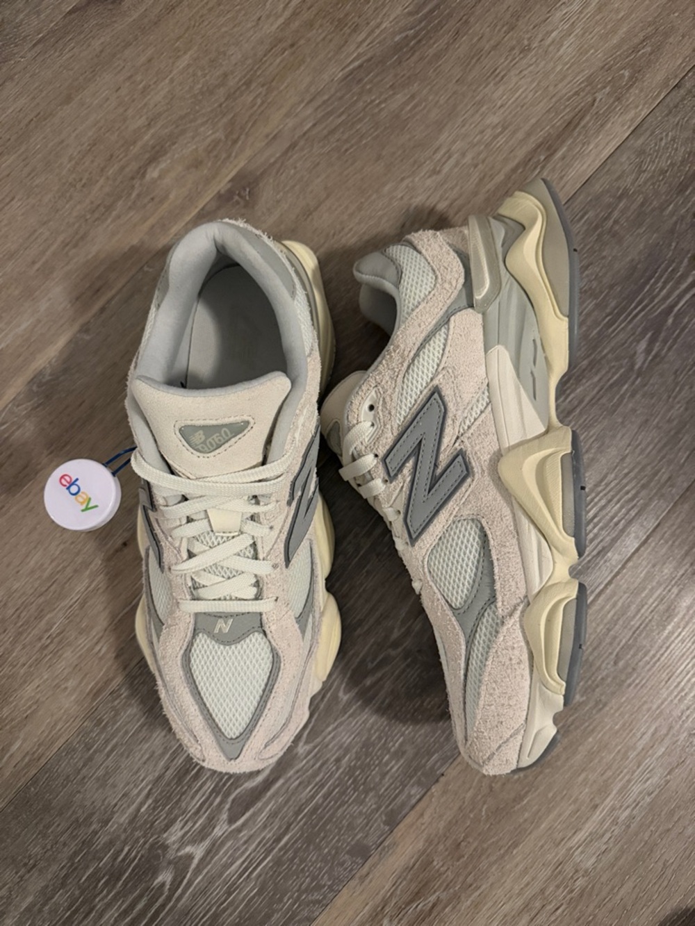 NWOT Men’s New Balance 9040 Sea Salt Suede